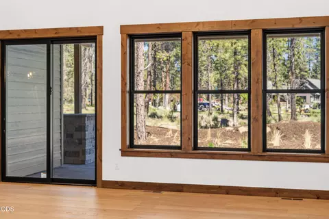 Living - 17788 Preservation Loop #487, Bend, OR 97707 photo 2 of 6