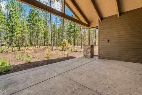Exterior - 17788 Preservation Loop #487, Bend, OR 97707 photo 2 of 4