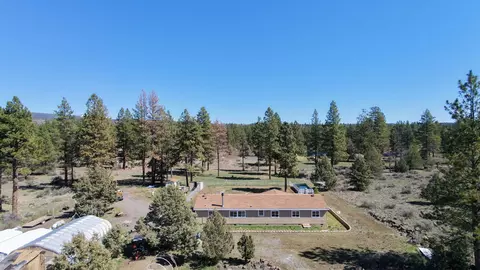 5012 Seagull Dr, Bonanza, OR 97623