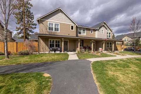 840 N Hindeman St, Sisters, OR 97759