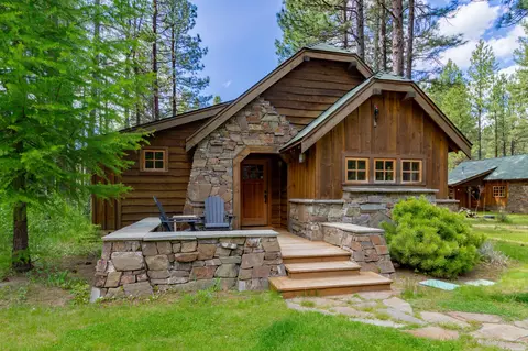 13375 SW Forest Service Road Apt 26 U2 Rd #26, U2, Camp Sherman, OR 97730