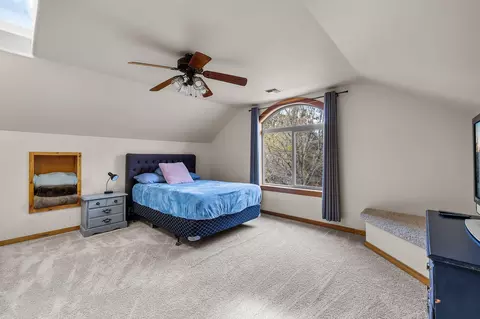 Bedroom - 63222 Brad St, Bend, OR 97701 photo 6 of 7