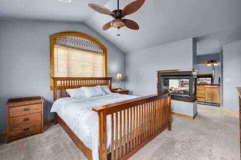 Bedroom - 63222 Brad St, Bend, OR 97701 photo 4 of 7