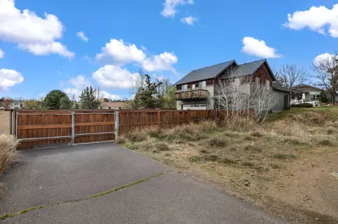 Exterior - 63222 Brad St, Bend, OR 97701 photo 7 of 7