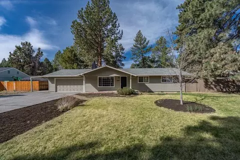 60847 Jasmine Pl, Bend, OR 97702