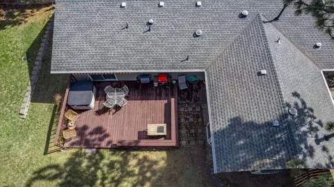 Exterior - 60847 Jasmine Pl, Bend, OR 97702 photo 16 of 18