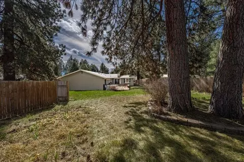Exterior - 60847 Jasmine Pl, Bend, OR 97702 photo 11 of 18
