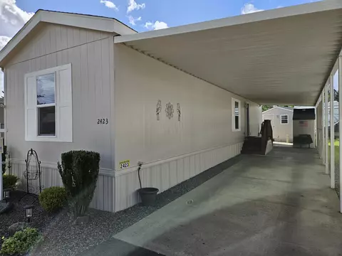 2423 SW Webster Rd, Grants Pass, OR 97526