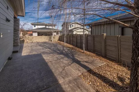 Exterior - 60069 SE Ruby Peak Loop, Bend, OR 97702 photo 8 of 11