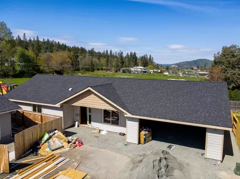 2728 Denton Trl, Grants Pass, OR 97527