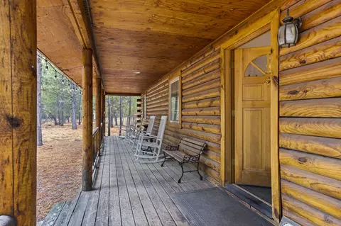 Exterior - 51862 Pine Loop Dr, La Pine, OR 97739 photo 1 of 10