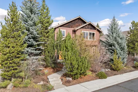 Exterior - 61461 Linton Loop, Bend, OR 97702 photo 2 of 10