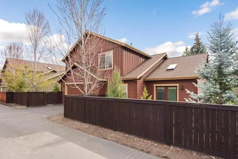 Exterior - 61461 Linton Loop, Bend, OR 97702 photo 10 of 10
