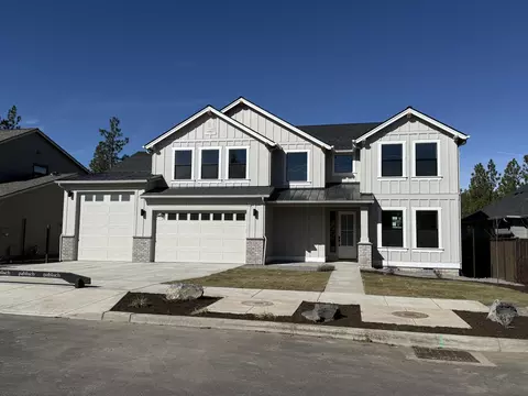 3131 NW Celilo Ln, Bend, OR 97703