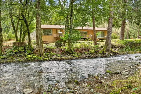 2727 Murphy Creek Rd, Grants Pass, OR 97527