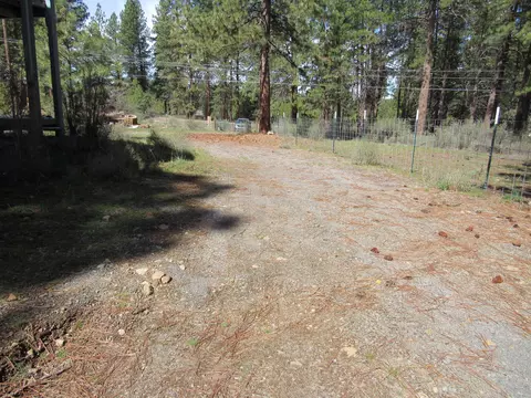 Exterior - 35897 S Chiloquin Rd, Chiloquin, OR 97624 photo 1 of 1