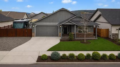 442 SE Pioneer Dr, Prineville, OR 97754