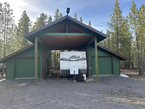 two rivers road, Crescent Lake, OR 97733