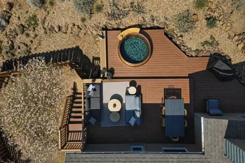 Exterior - 20784 Arago Cir, Bend, OR 97703 photo 7 of 15