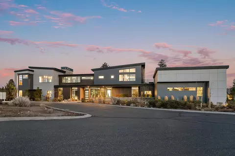 61572 Hardin Martin Ct, Bend, OR 97702