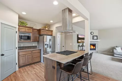 3046 NE Red Oak Dr, Bend, OR 97701