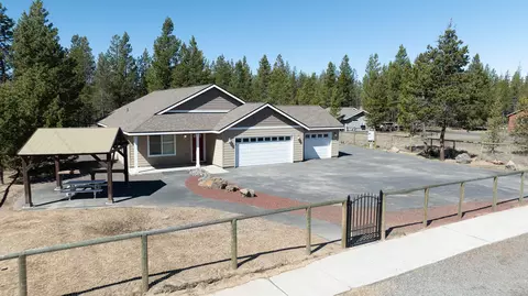 51305 Mitts Way, La Pine, OR 97739
