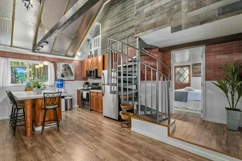 Kitchen - 11677 Highway 238, Applegate, OR 97530 photo 2 of 3