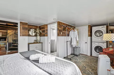Bedroom - 11677 Highway 238, Applegate, OR 97530 photo 6 of 9