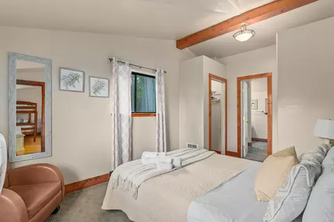 Bedroom - 11677 Highway 238, Applegate, OR 97530 photo 4 of 9