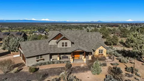 15361 SW Branding Iron Ct, Powell Butte, OR 97753