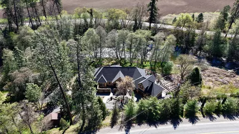 5343 Upper Applegate Rd, Jacksonville, OR 97530