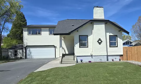 939 N Alameda Ave, Klamath Falls, OR 97601