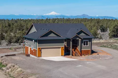 6040 SE Gravett Rd, Prineville, OR 97754