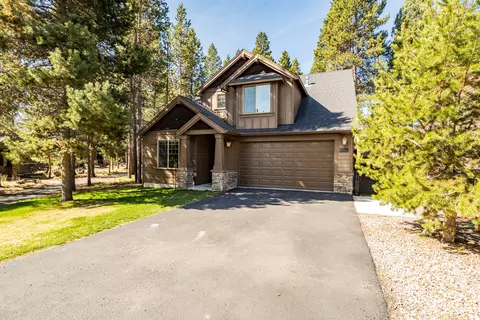 Exterior - 16573 Beesley Pl, La Pine, OR 97739 photo 10 of 10