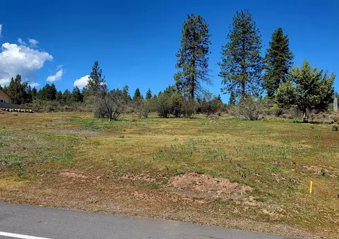 0 Crossbill Dr #LOT 988, Klamath Falls, OR 97601