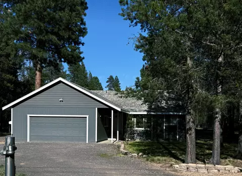 Exterior - 53156 Day Rd, La Pine, OR 97739 photo 3 of 8