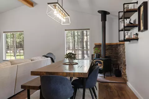 Dining - 15375 Ponderosa Loop, La Pine, OR 97739 photo 2 of 2