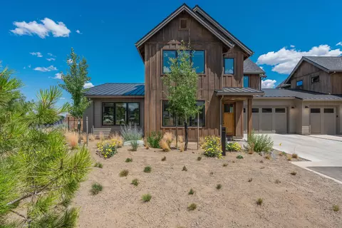 61312 Mcroberts Ln, Bend, OR 97702