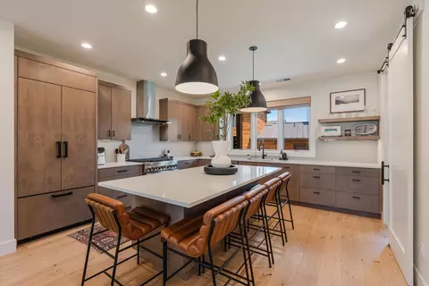 61312 Mcroberts Ln, Bend, OR 97702