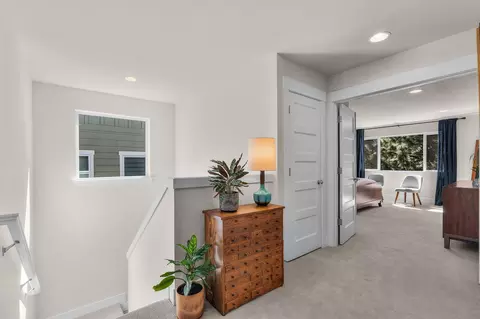 Entry Way - 19985 Voltera Pl, Bend, OR 97702 photo 3 of 4