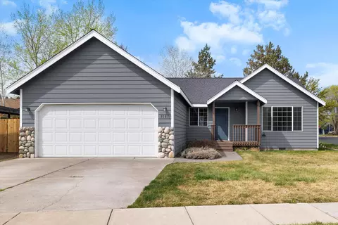 3187 NE Stonebrook Dr, Bend, OR 97701