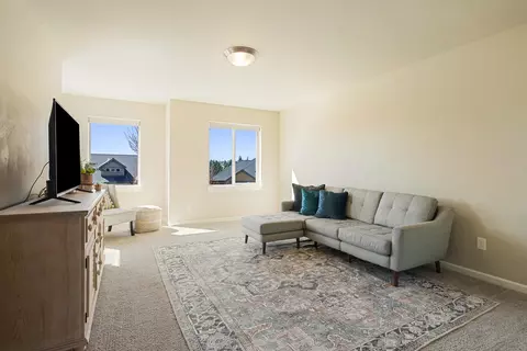 Other - 20682 NE Comet Ct, Bend, OR 97701 photo 3 of 11