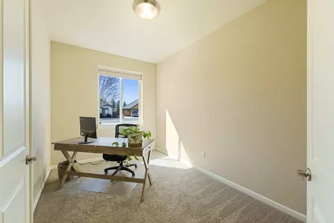 Other - 20682 NE Comet Ct, Bend, OR 97701 photo 2 of 11