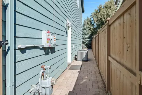 Other - 20682 NE Comet Ct, Bend, OR 97701 photo 8 of 11