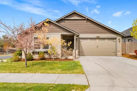 4485 SW Salmon Ave, Redmond, OR 97756