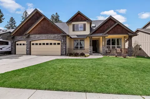 927 SE Briarwood Ct, Bend, OR 97702