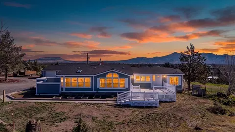 5200 NW Antelope Dr, Terrebonne, OR 97760