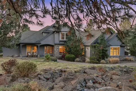 764 NW Yosemite Dr, Bend, OR 97703