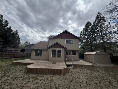 Exterior - 2014 NE Taylor Ct, Bend, OR 97701 photo 12 of 12