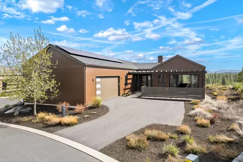 19155 Gateway Loop, Bend, OR 97702